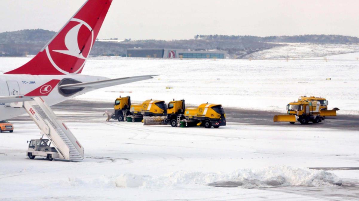 İstanbul Havalimanı 13.00'ten itibaren uçuşlara açılacak