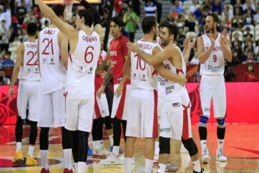 12 Dev Adam ABD'ye Karşı