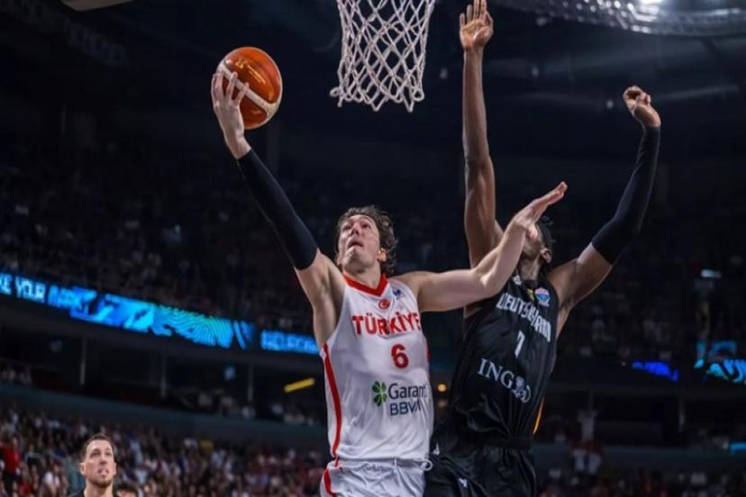 12 Dev Adam Avrupa İkincisi