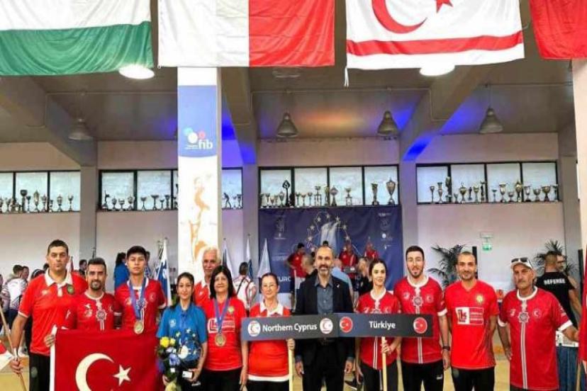 2 Ay Yıldızlı Bayrak İtalya'da Dalgalandı