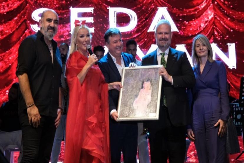 20 Yıl Sonra Menemen'de Kavuştular