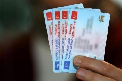 31 Ekim son fırsat: Eski ehliyet yenileme ücreti 7 bin lirayı aşacak!