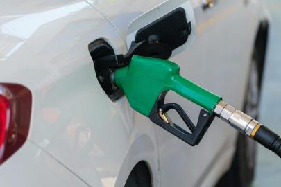 Motorine rekor zam: Gece yarısı 3 lira 4 kuruş artış geliyor