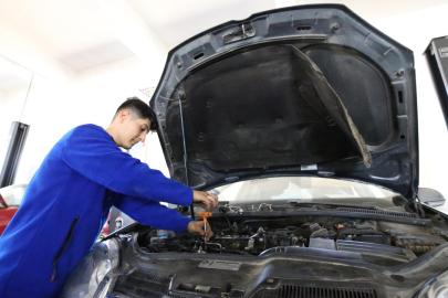 YÖK'ün MYO modeline öğrenciler, veliler ve sektörden destek