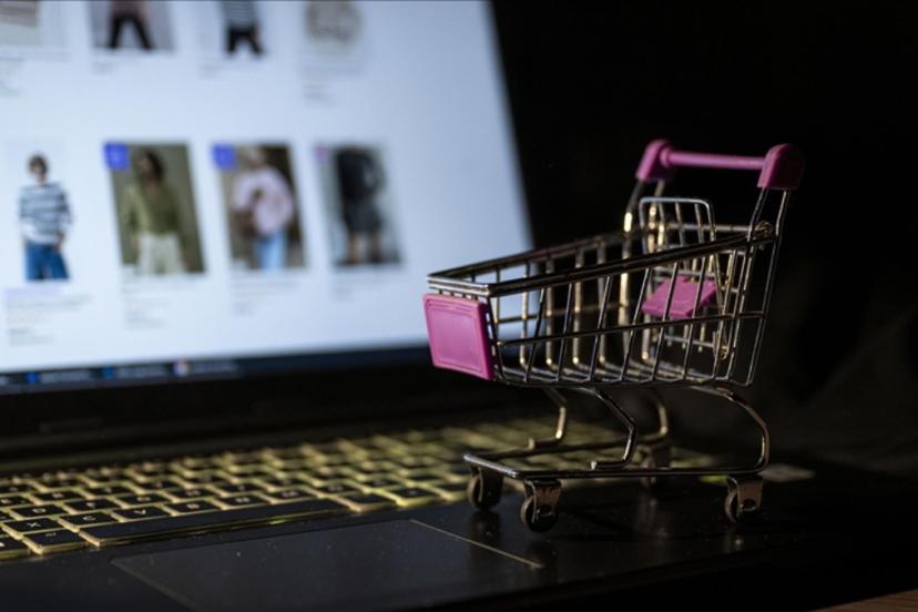 ABD'de Black Friday'de milyarlarca dolar harcandı