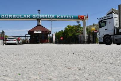 Ağrı Gürbulak Gümrük Kapısı yeniden hizmete açılıyor