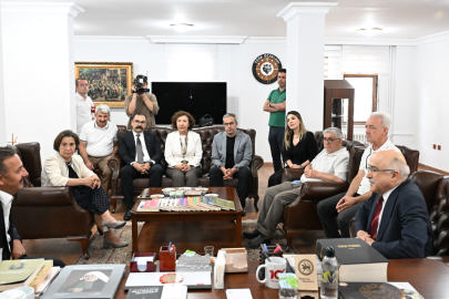 Anahtar Parti heyeti Türk Ocakları'nı ziyaret etti