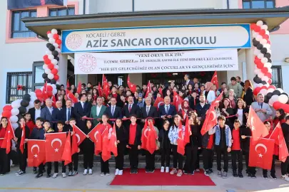 Aziz Sancar Ortaokulu Gebze'de törenle hizmete açıldı