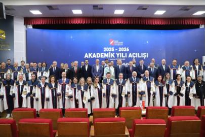 Bakan Yerlikaya Akademik Açılış Törenine Katıldı