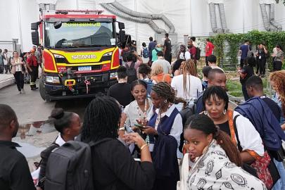 Brezilya'daki COP30 iklim görüşmelerinde yangın çıktı, müzakereler durdu