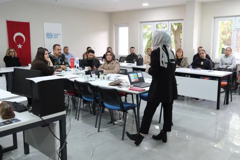 Bursa Yıldırım'da 'şiddete karşı' hizmet içi farkındalık