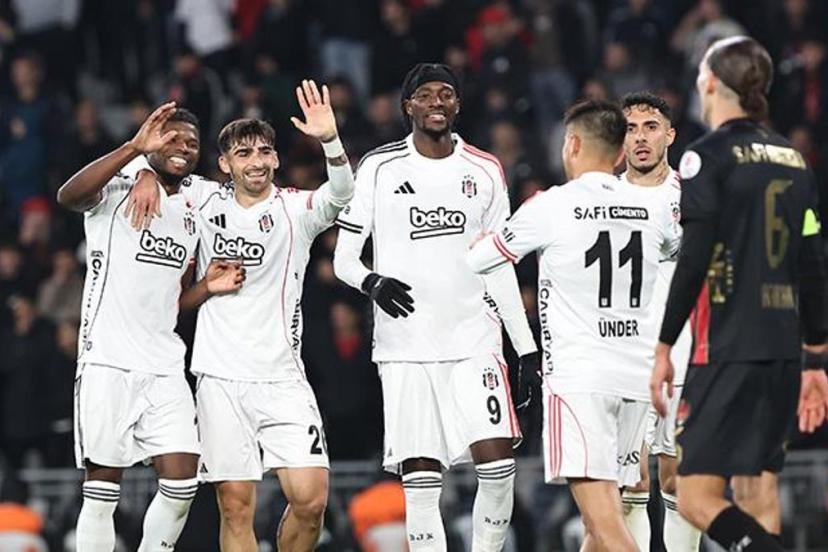 CANLI | Jota Silva 11'de başladı, Kartal kanatlandı! Karagümrük - Beşiktaş maç sonucu 0-2