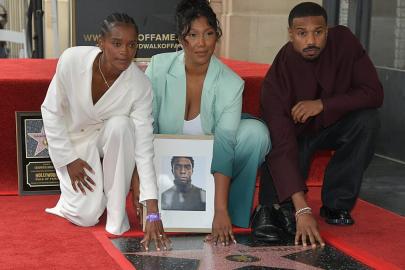 Chadwick Boseman ölümünden sonra Hollywood Şöhret Yolu’nda yıldız aldı