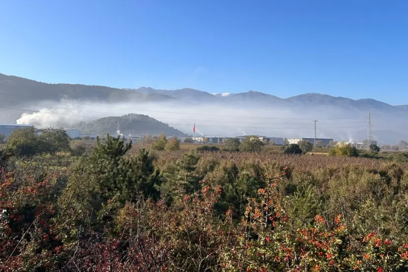 CHP’li Milletvekilleri Kestel ve Gürsu’daki hava kirliliğine dikkat çekti... Sanayi bacaları filtre çalıştırmıyor!