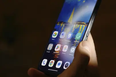 Çocuklar internette daha fazla zaman geçirirken ebeveynler güvenlik için yeni arayışta