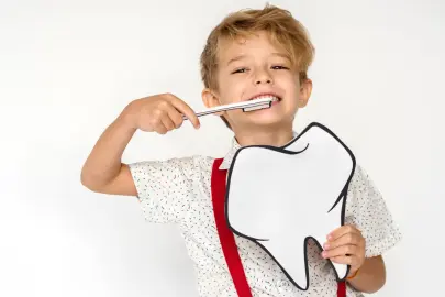 Çocuklarda diş sağlığı için doğru macun seçimi önemli