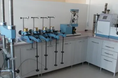 Deprem hasarlı illere ek laboratuvar izni... Yapı Malzemeleri ve Zemin Laboratuvarları Yönetmeliği'nde kapsamlı değişiklik