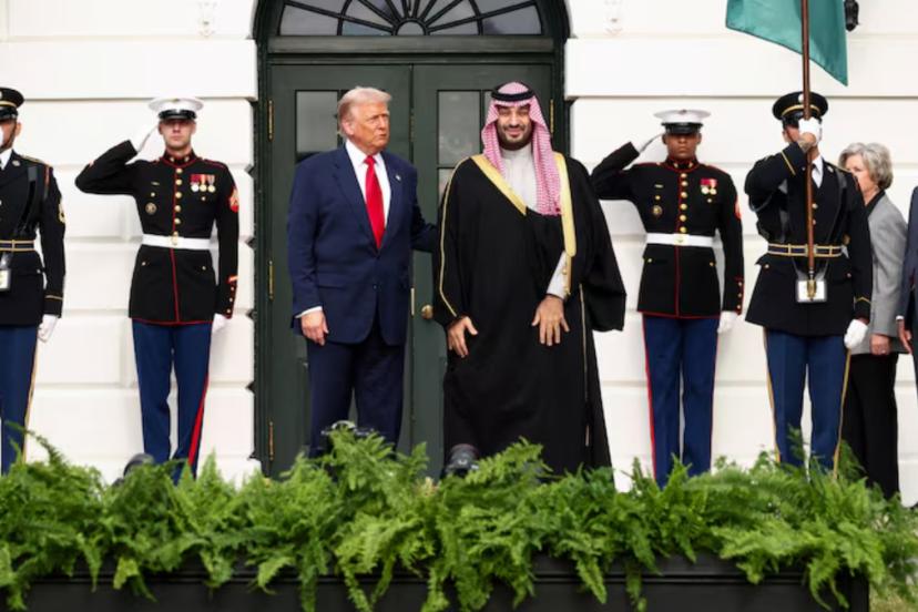 Donald Trump'tan Prens Selman'a görkemli karşılama