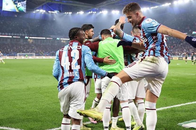 Geri dönüş serisini sürdüren Trabzonspor’un zirve inadı devam ediyor