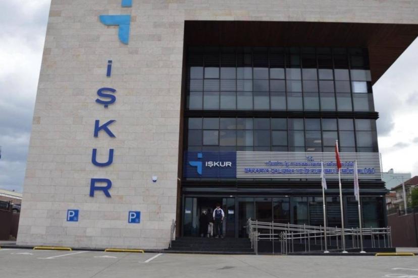 İŞKUR Gençlik Programı’na 483 bini aşkın başvuru