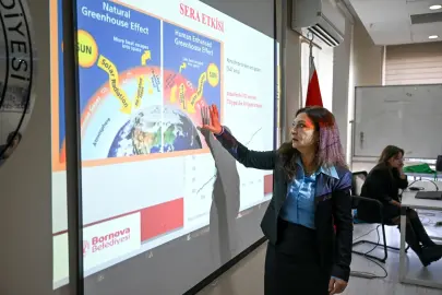 İzmir Bornova’da öğretmenlere 'yeşil gelecek' eğitimi
