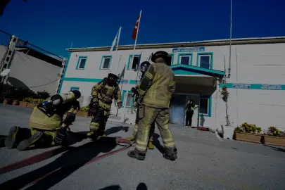 İzmir Zabıtası'ndan olası afet tatbikatı