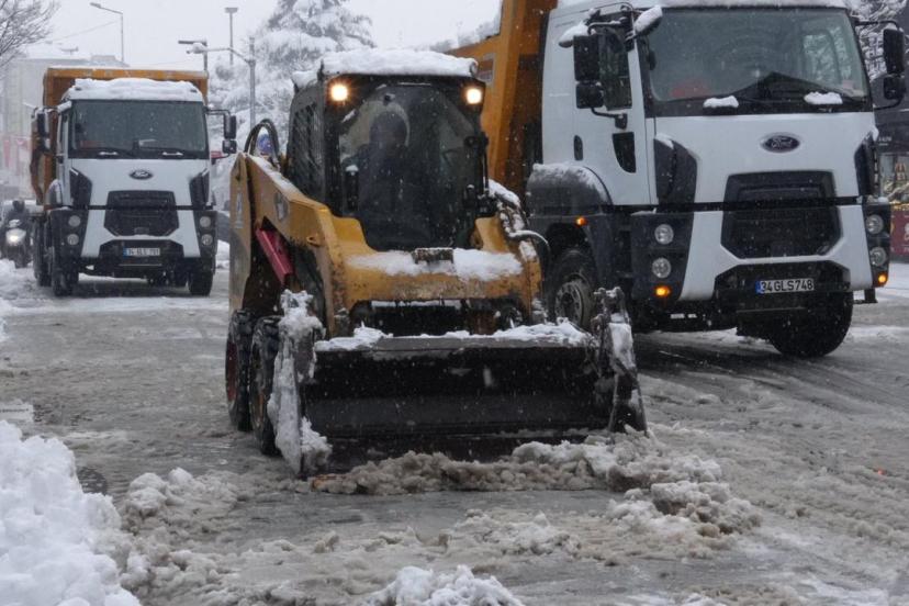 Karla mücadele seferberliği: 18 Bin personel ve 14 bin araç görev başında