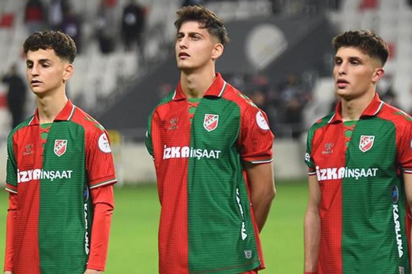 Karşıyaka'nın parlayan yıldızı Adem Yeşilyurt!