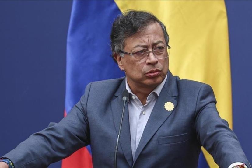 Kolombiya lideri Petro'nun partisine para cezası