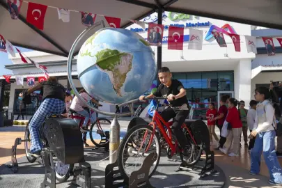 Mersin'de bilimle dolu bir gün