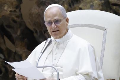 Papa: Ukrayna'da önce ateşkesin sağlanması gerekiyor