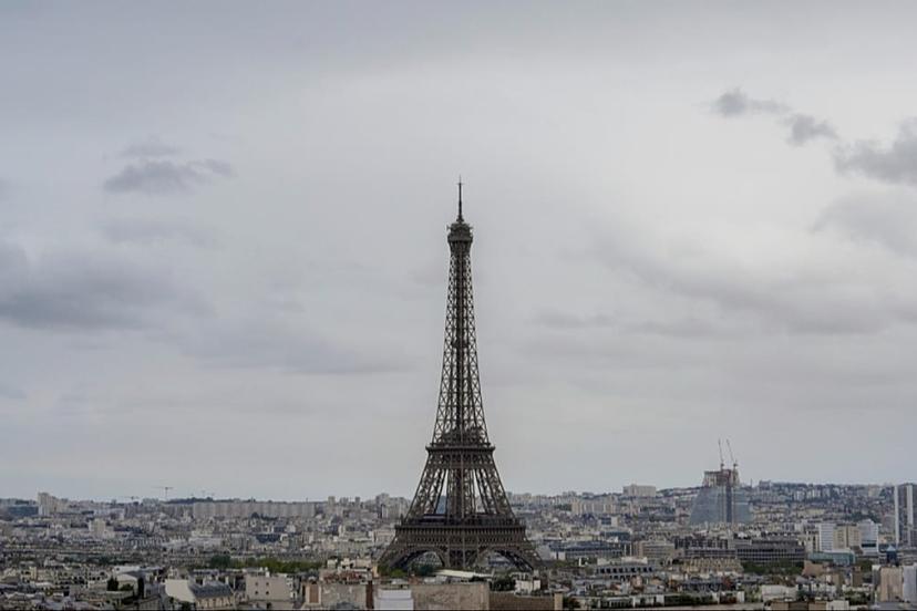 Paris'te geniş çaplı elektrik kesintisi: 55.000'den fazla ev etkilendi