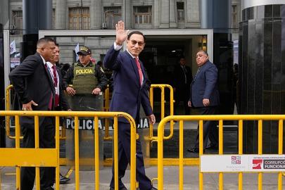 Peru'da yolsuzluk: Eski Devlet Başkanı Vizcarra'ya 14 yıl hapis cezası