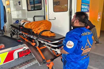 Taylandlı kadın tapınakta yakılmadan önce tabutta canlı bulundu