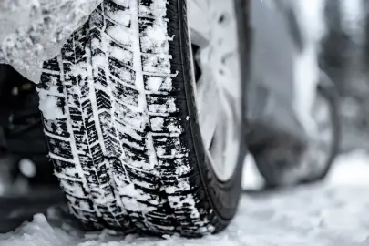 Ticari araçlarda kış lastiği zorunluluğu 15 Kasım’da başlıyor