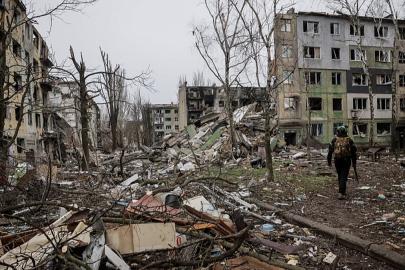 ABD liderliğinde barış görüşmeleri: Zelenskiy'den temkinli iyimser yaklaşım