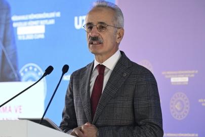 Abdulkadir Uraloğlu: Raylı sistemler 1 Ocak'ta ücretsiz