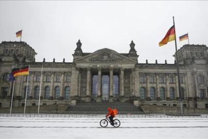 Almanya'da emeklilik sistemi alarm veriyor