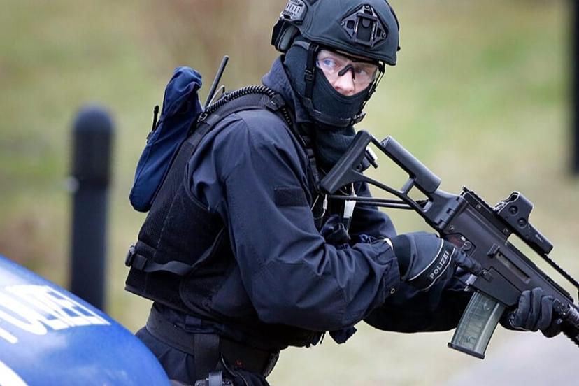 Almanya'da IŞİD üyesi olduğundan şüphelenilen iki Irak vatandaşı tutuklandı