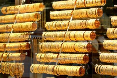 Altın güne yükselişle başladı: Gram altın 6 bin 167 liradan işlem görüyor