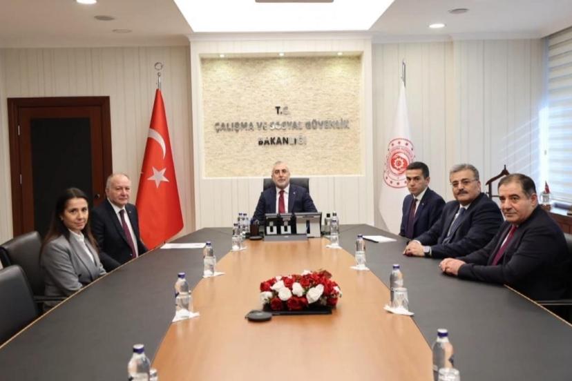 Asgari ücrette ilk toplantı başladı