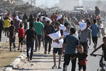 Avrupa Birliği: Gazze'ye yardım su gibi akmalı