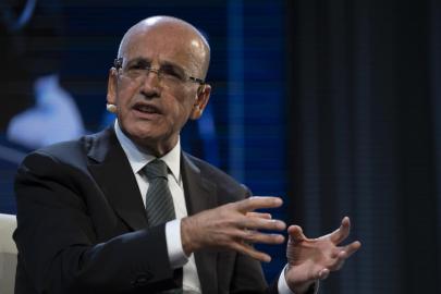 Bakan Şimşek: Üretken sektörlere yönelik desteklerimizi daha da güçlendiriyoruz