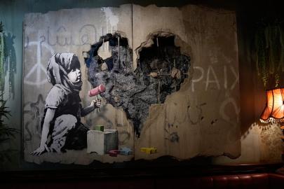 Banksy'nin Walled Off Hotel'i, Beytüllahim'de iki yıl kapalı kaldıktan sonra yeniden açıldı