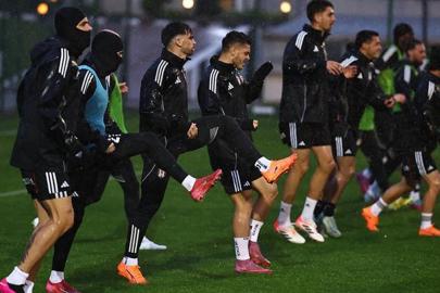 Beşiktaş'a Rafa Silva'dan kötü haber