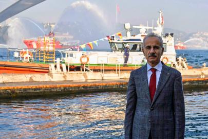 Boğaz güvenliğine takviye! 2 acil müdahale römorkörü ve 6 kılavuzluk hizmet botu hizmete alındı