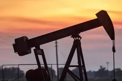 Brent petrolün varili 60,77 dolardan işlem görüyor