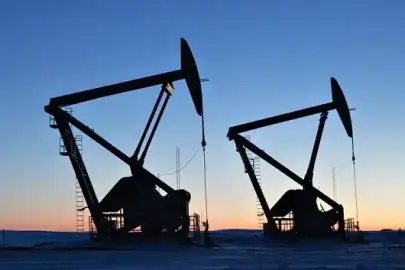 Brent petrolün varili 61,38 dolardan işlem görüyor