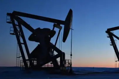 Brent petrolün varili 62,82 dolardan işlem görüyor