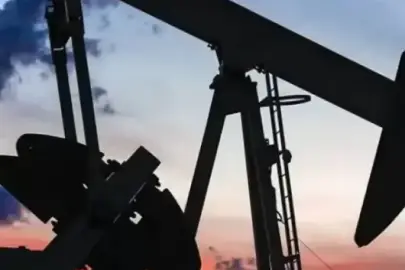 Brent petrolün varili 63,40 dolardan işlem görüyor